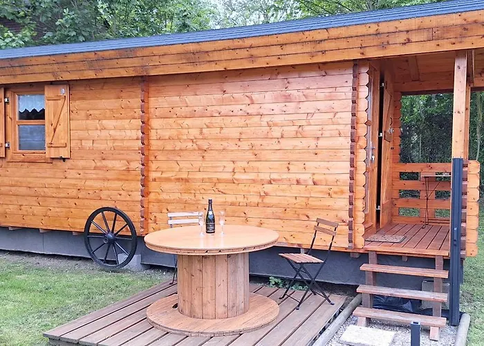 Roulotte La Boheme Est Son Spa En Baie De Somme