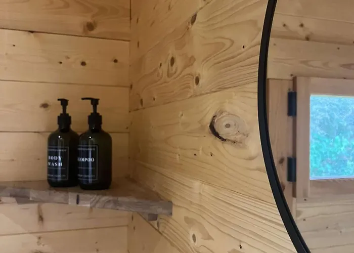 Roulotte La Boheme Est Son Spa En Baie De Somme